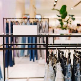 Shopping & Leisure